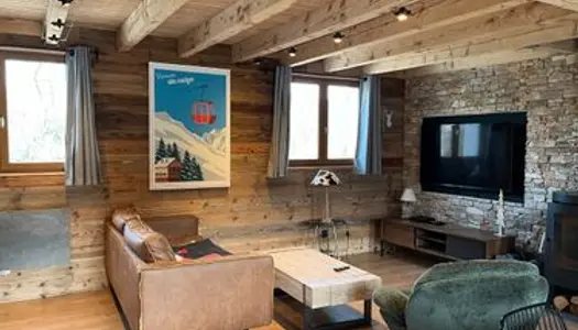 Maison entièrement rénovée ambiance chalet 