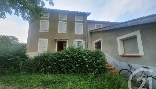 Maison 5 pièces 217 m²