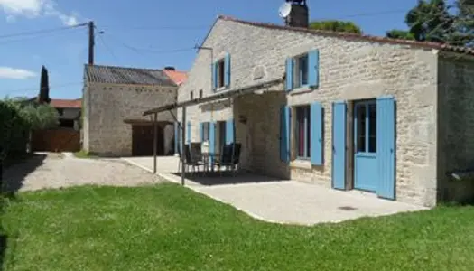 Maison 150m2 avec piscine, terrasse et garage 