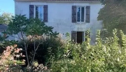 Vente Maison 100 m² à Les Velluire-sur-Vendée 128 000 €