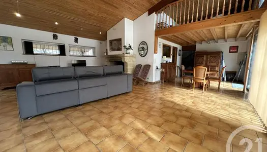 Maison 6 pièces 194 m²