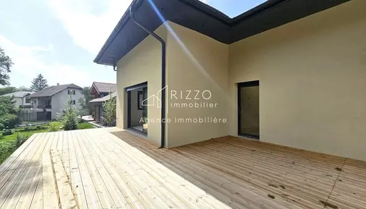 Maison 6 pièces 230 m² 