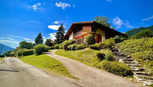 Haute Savoie (74), à vendre SAMOENS - Domaine skiable du Grand Massif - Maison Chalet P5 