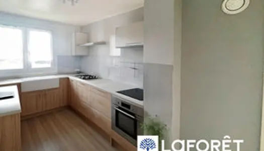 VENTE d'un appartement T4 (78 m²) à RIS ORANGIS