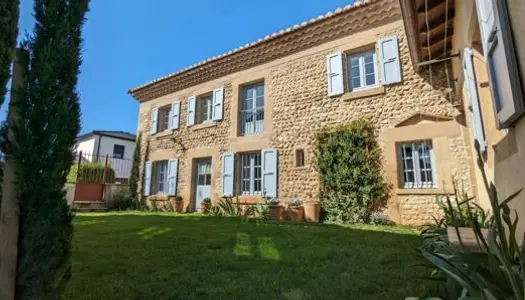 Maison 6 pièces 206 m²