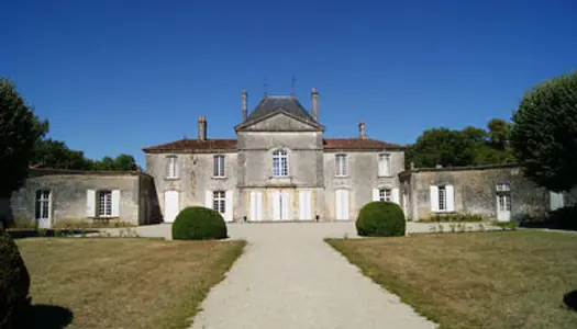 Prestige et Châteaux Ancienne seigneurie du 18e 