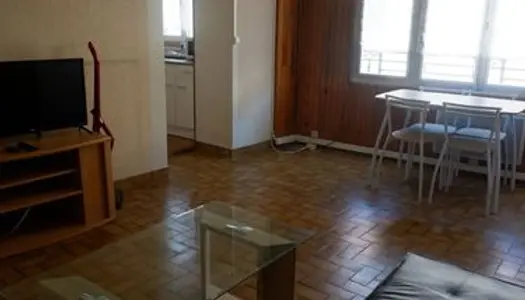 Appartement meublé, situé en RDC à Salins-les-Bains
