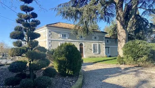 Magnifique maison de maitre- bordure de village