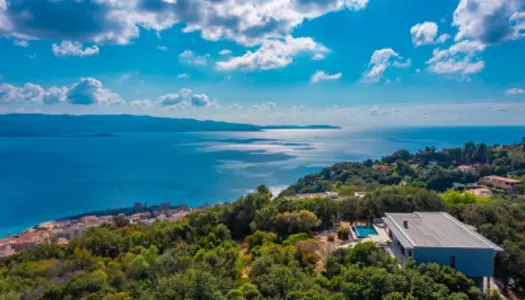 Location : Villa de luxe avec piscine et vue mer panoramique - A