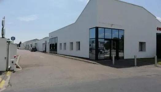 Commerce 500 m²