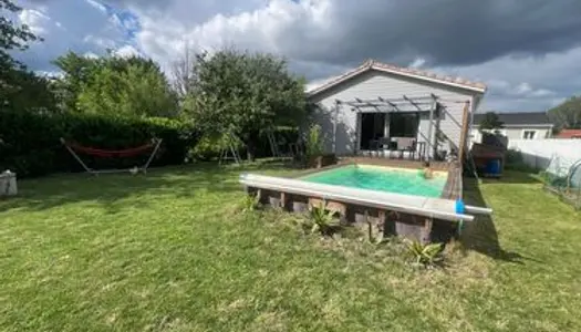 Maison ossature bois avec piscine 