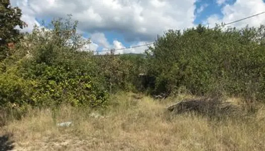 Petite maison individuelle au calme et au soleil à aménager entièrement