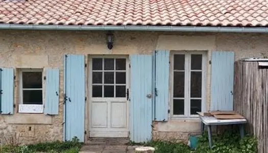 A vendre belle petite maison en Dordogne