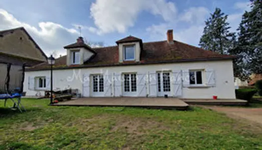 La Longère with Outbuildings on a plot of 3000m² (with poss. ext