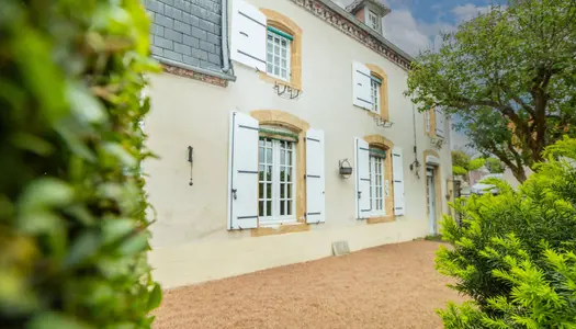 Maison - Villa Vente Ars-les-Favets 8p 205m² 145000€