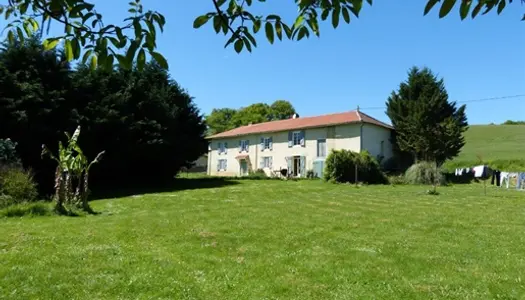 Maison Vente Puydarrieux 8p 285m² 264000€