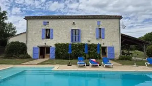 Jolie maison en pierre, maison d'amis, piscine et tennis 