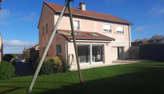 Maison 7 pièces 197 m²