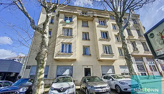 Saint-Etienne secteur Jule Janin - proche CHATEAUCREUX - Appartement T3 renove avant dernier etage l