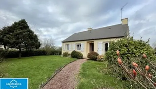 Proche de Saint-Lô, maison sur sous-sol de 80 m² avec vie de plain-pied et deux chambres !!!