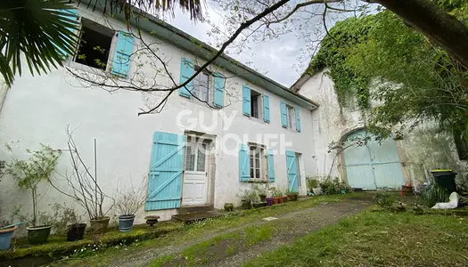 Maison Salies De Bearn 4 pièce(s) 136.72 m2 