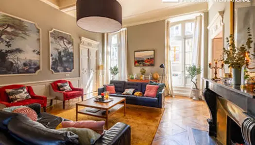 Trois appartements d'un luxe somptueux à proximité immédiate de l'emblématique Place Carnot