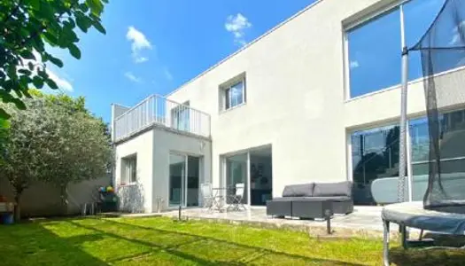 Maison 5 pièces 143 m² 