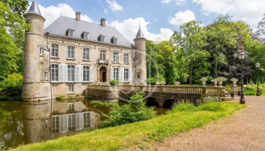 REMARQUABLE CHÂTEAU - MAISON DE GARDIEN, TENNIS 