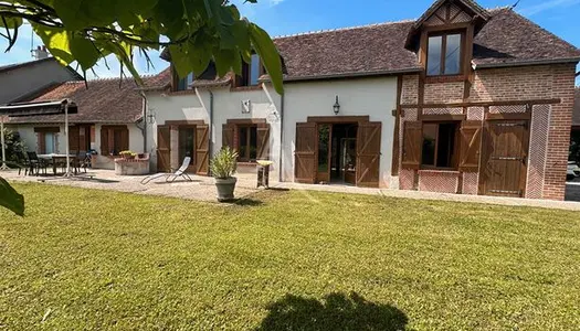 Maison 10 pièces 261 m² 