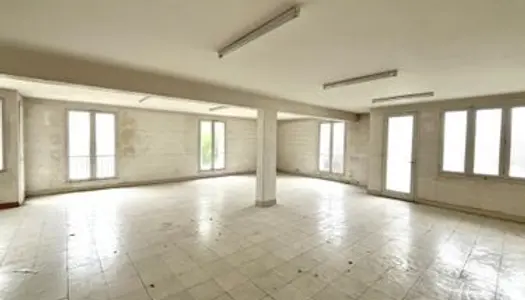Appartement 3 pièces 179 m² 