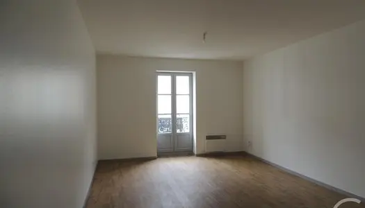 Appartement 3 pièces 82 m² 