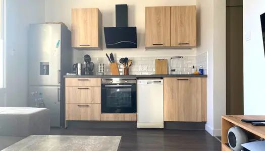 Dpt Savoie (73), à vendre AIX LES BAINS appartement T2 de 36,47m2 avec double balcon 