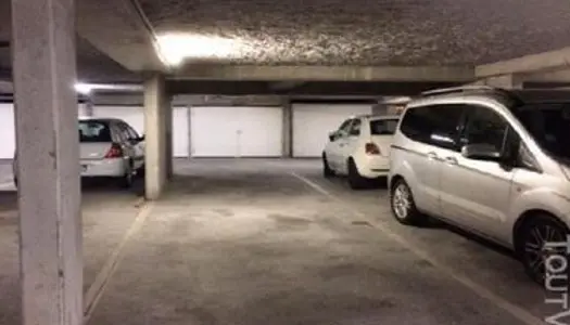 Place de parking à vendre 