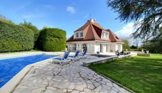 Maison à Vendre - Jardin avec Piscine - A 5 minutes de Houlgate 