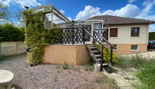 THOUARS Proximité école, gare et lycée 107 m² habitable avec jardin 