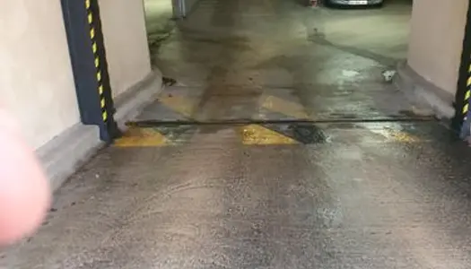 Emplacement parking sous-terrain
