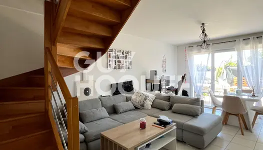 VENTE d'une maison F3 (65 m²) à CHATEAUNEUF LES MARTIGUES 