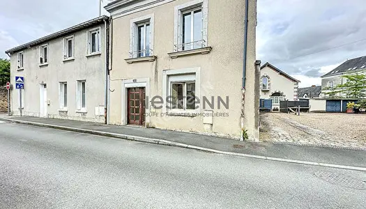 Maison de bourg au Lion d'Angers, 4 chambres, d'une superficie de 88 m2. 