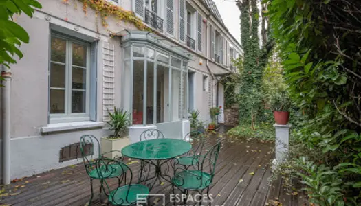 Maison de maître dans une ancienne cristallerie avec terrasse a 