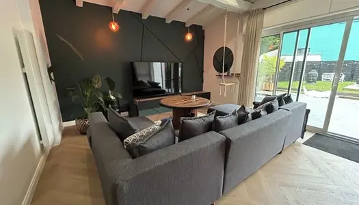 Maison 10 pièces 250 m² 