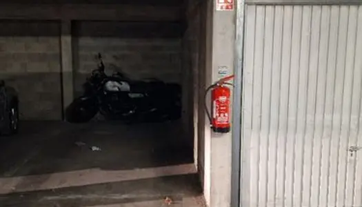 Lot de parking et garage Totem 