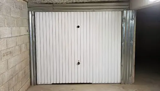 Garage fermé