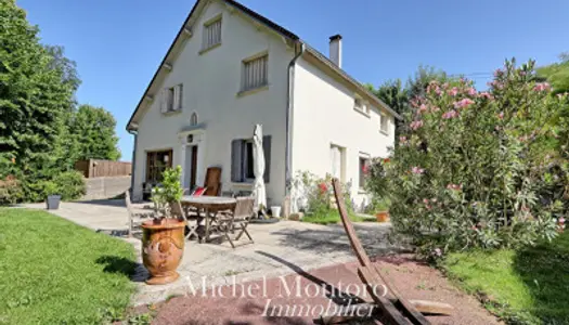 Maison 9 pièces 185 m² 