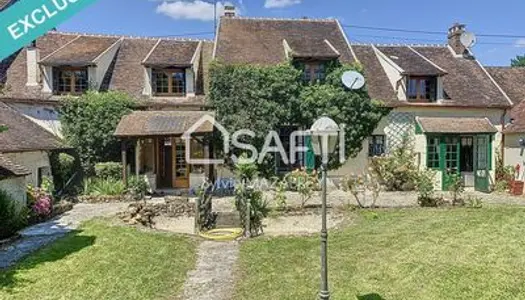 Amoureux de l'ancien, cette maison sera vous séduire par son authenticité! 