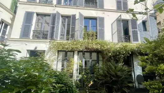 Maison 150m² avec terrasse et jardin dans Paris 