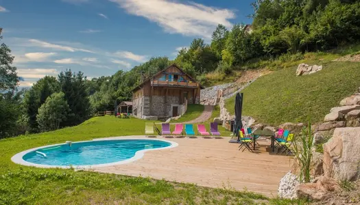 Dpt Vosges (88), à vendre LA BRESSE gite en pierre P9 de 284,15 m² - Terrain de 3 700 m² 