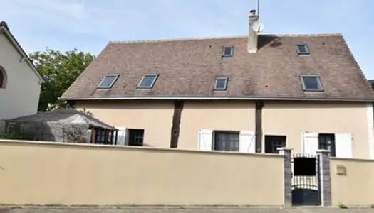 Maison 8 pièces 104 m²