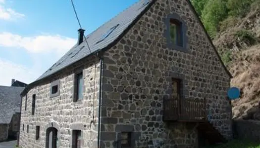 Maison de caractère 11 pièces 280m2 (2 appartements) Rochefort Montagne (bourg), Auvergne 