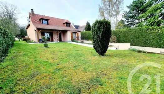 Maison 8 pièces 174 m²