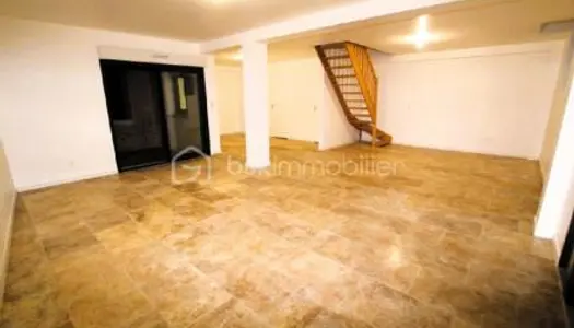 Appartement 6 pièces 150 m² 